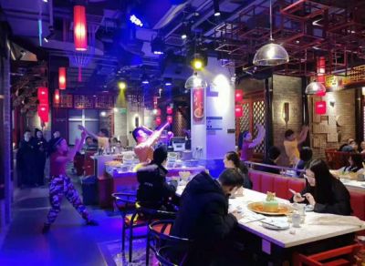 沈陽(yáng)開(kāi)火鍋加盟店，如何提升品牌消費(fèi)熱度？