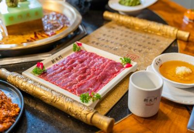 大連開(kāi)火鍋加盟店，應(yīng)該租賃哪種商鋪？