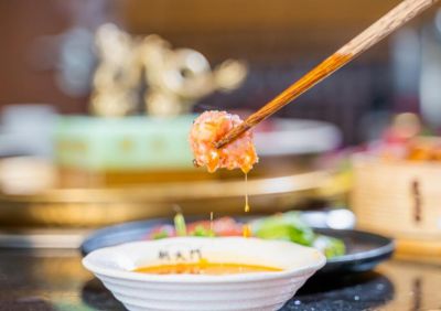 涪陵開(kāi)火鍋加盟店，如何選擇火鍋底料？