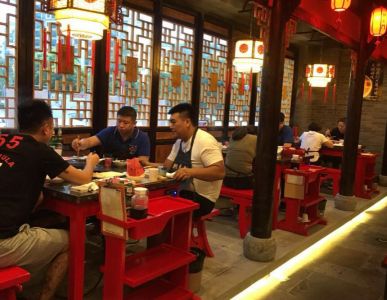 巫溪開(kāi)火鍋加盟店，有哪些開(kāi)店門(mén)檻？