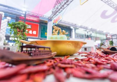 火鍋店沒錢做廣告？不妨試試免費(fèi)“廣告位”！