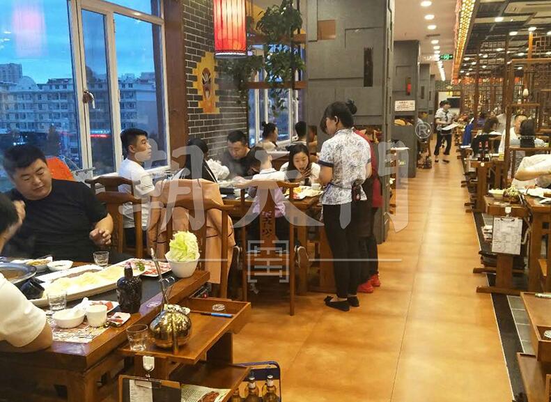 一次性油老火鍋加盟，選對品牌很關(guān)鍵！
