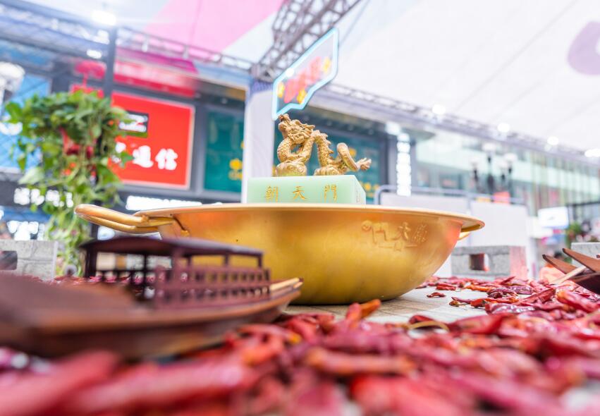 自貢開火鍋加盟店怎么樣？賺不賺錢？