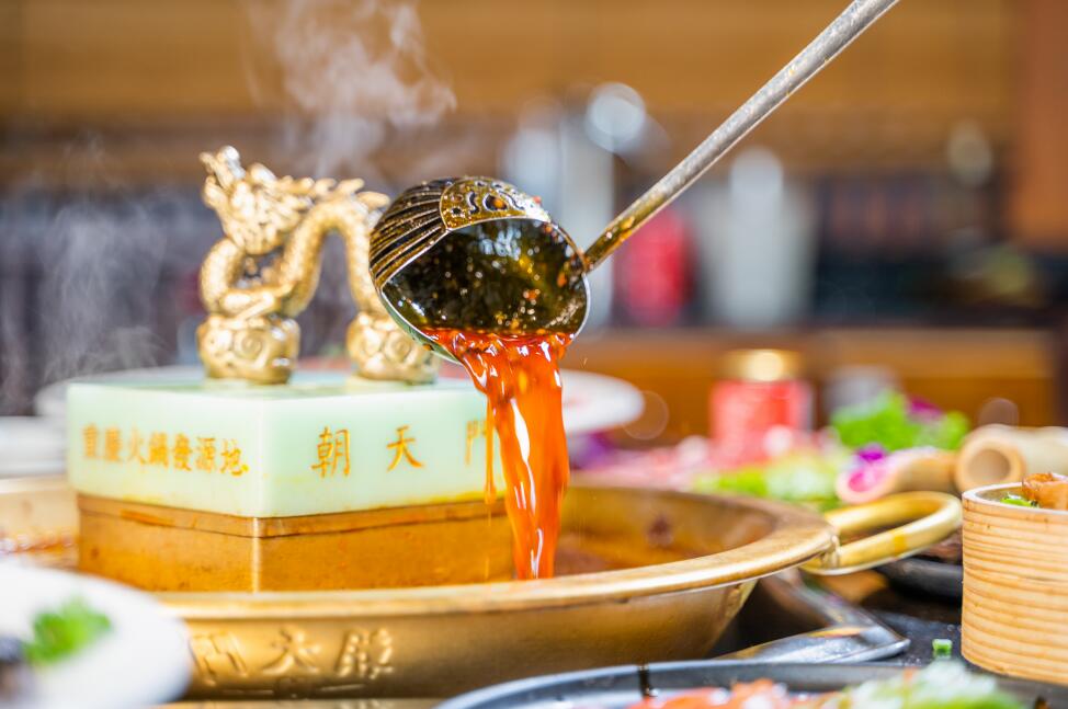 江門開火鍋加盟店，如何找準(zhǔn)正宗品牌？