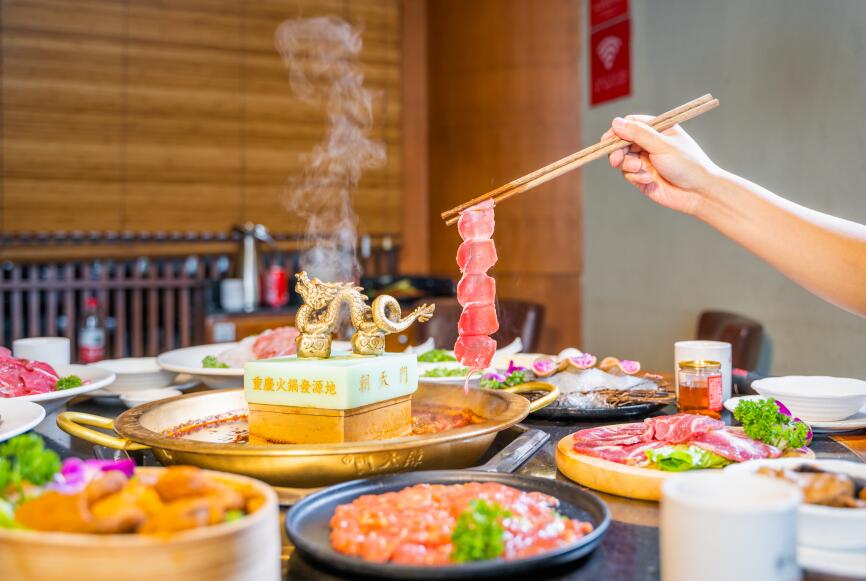 潮州開火鍋加盟店，前期如何宣傳造勢(shì)？