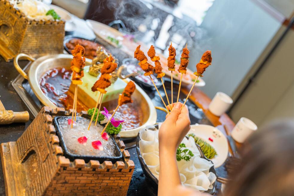 耒陽開火鍋加盟店，如何低成本運營？