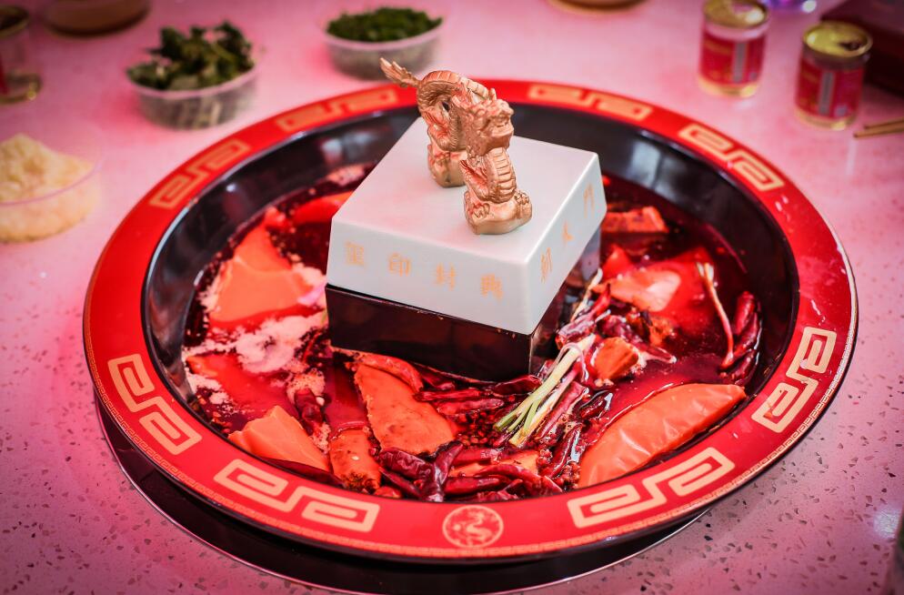 咸寧開火鍋加盟店，如何打造吸睛門頭？
