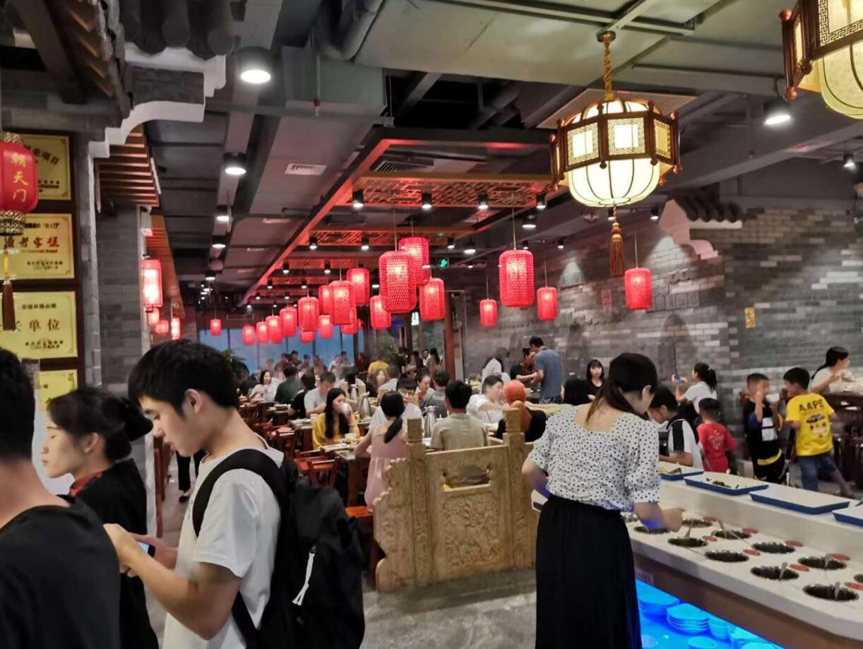 臨汾開火鍋加盟店，遇到同行搶生意怎么辦？