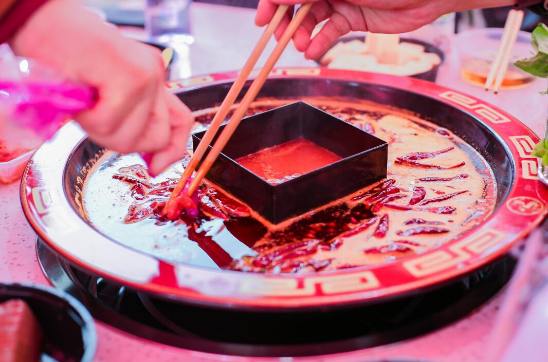 佳木斯開(kāi)火鍋加盟店，真的不需要經(jīng)驗(yàn)嗎？