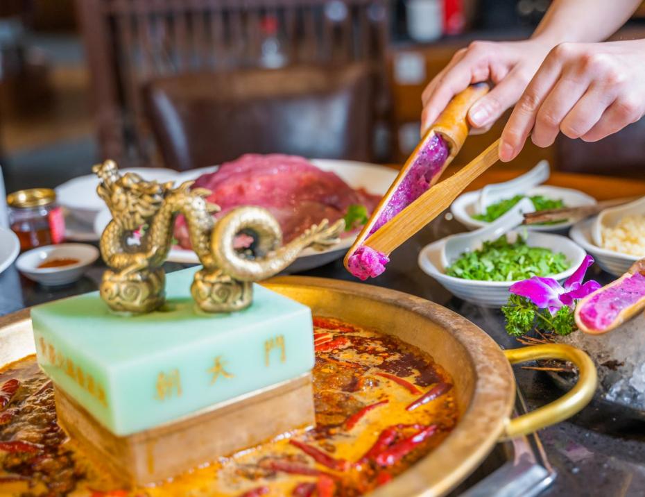 欽州開火鍋加盟店，什么樣的品牌值得選擇？