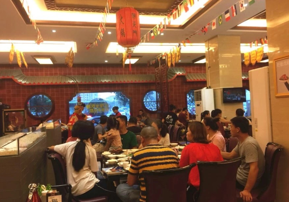 朝天門火鍋裝修如何？專業(yè)的營建部為你定制方案！