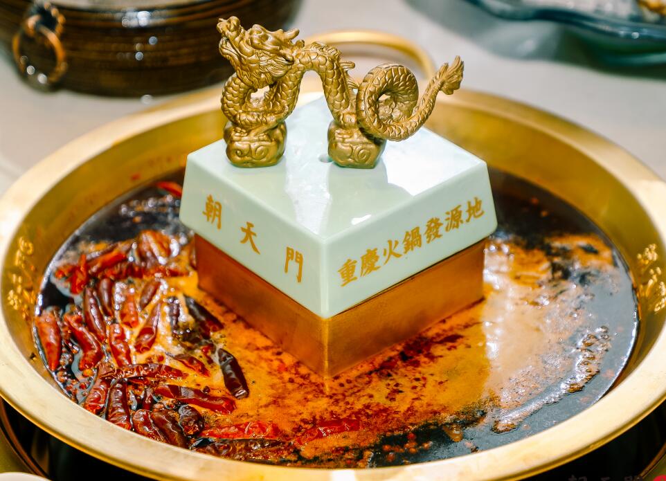 網(wǎng)紅火鍋加盟店竟然是這樣吸引顧客的？