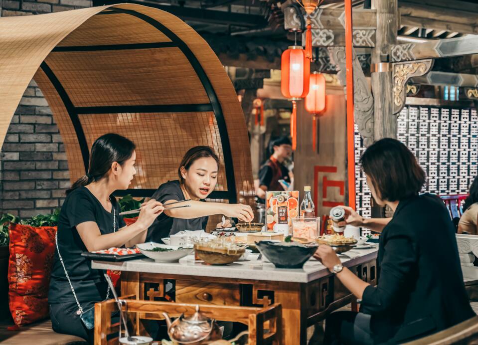 重慶火鍋深受歡迎，除了味道外還與這點(diǎn)有關(guān)！