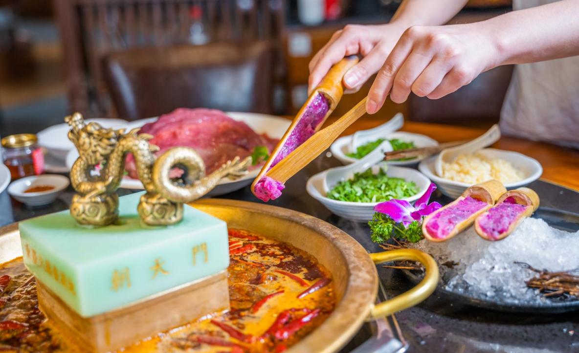 不同的餐飲店如何選擇經(jīng)營模式？