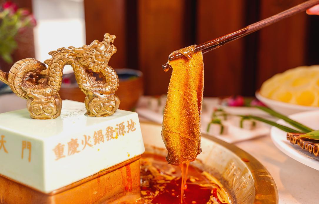 對(duì)面的火鍋店生意火爆，你該怎么辦？