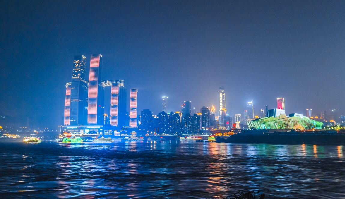 萬盛奧陶紀旅游攻略，456月來第一天空懸廊，不虛此行！