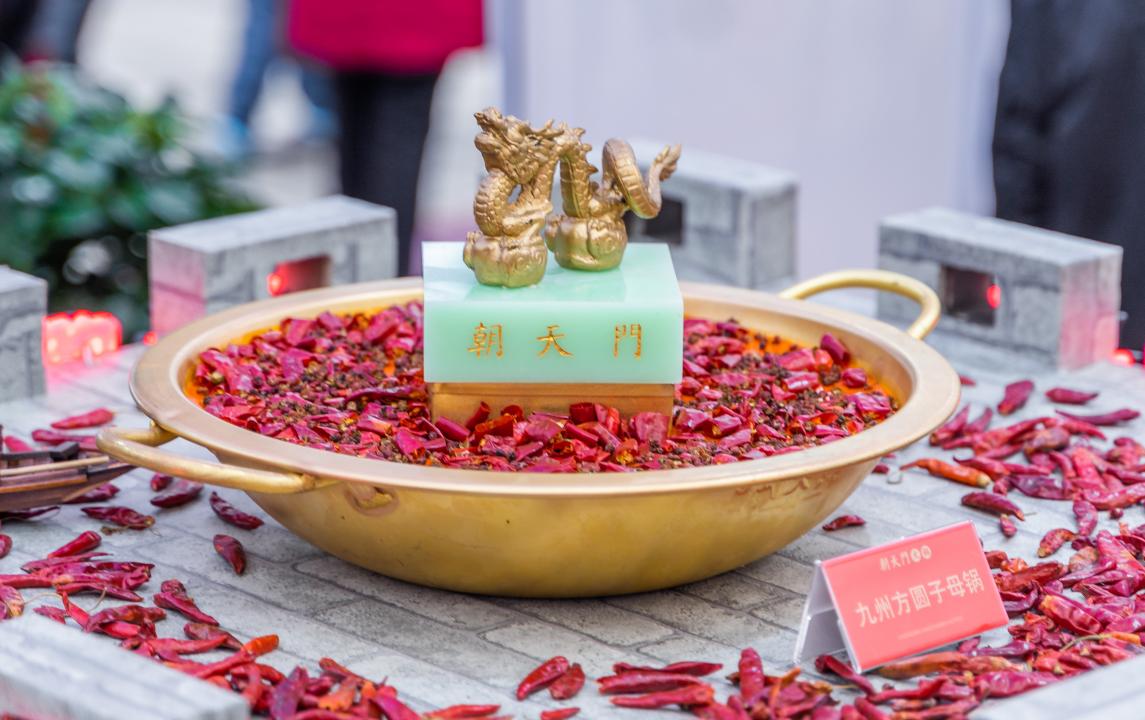 長江索道旅游打卡攻略，體驗飛躍長江，品嘗重慶火鍋！
