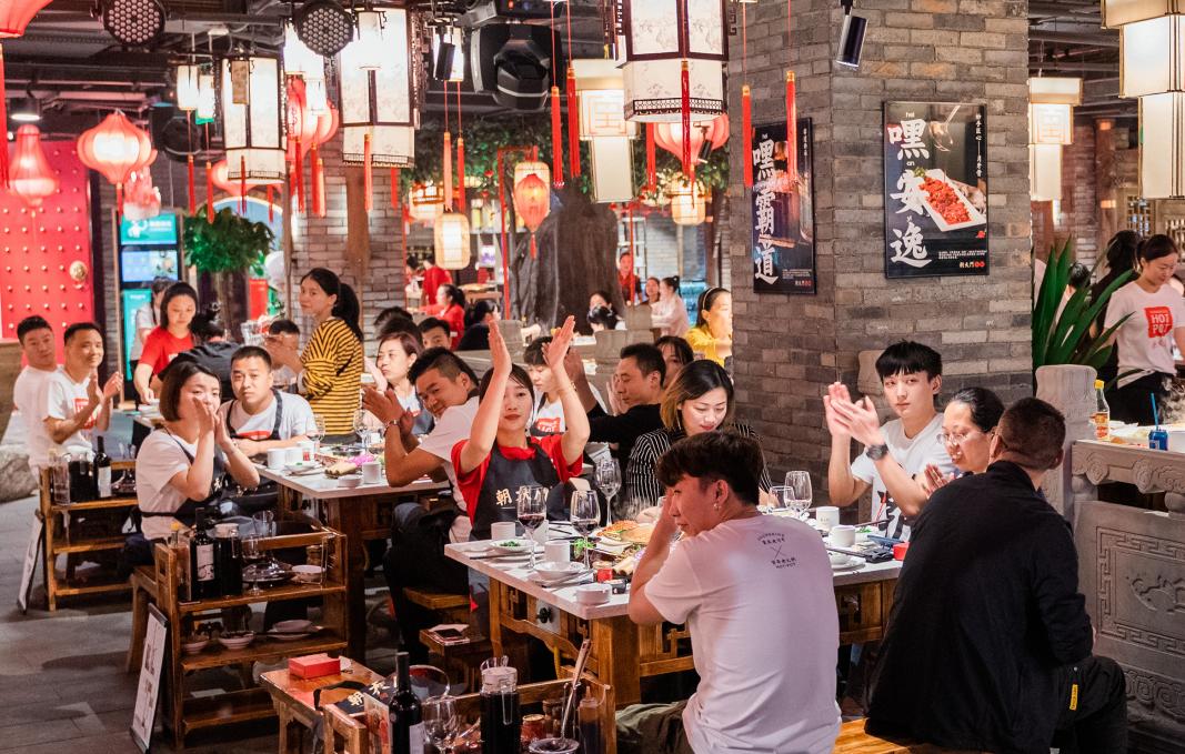 餐飲業(yè)崛起，未來(lái)的趨勢(shì)，開(kāi)啟美食新篇章！