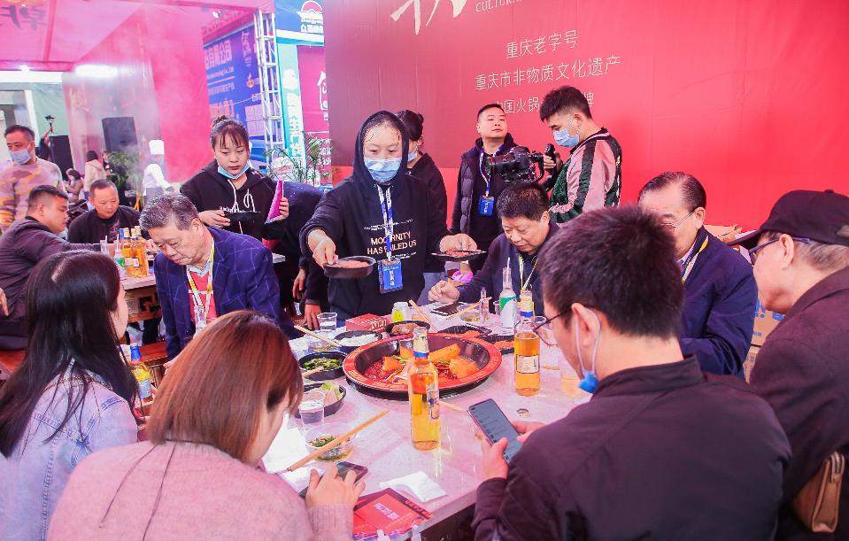 合格的餐飲服務(wù)員，到底該是怎樣的？請(qǐng)按這個(gè)標(biāo)準(zhǔn)！