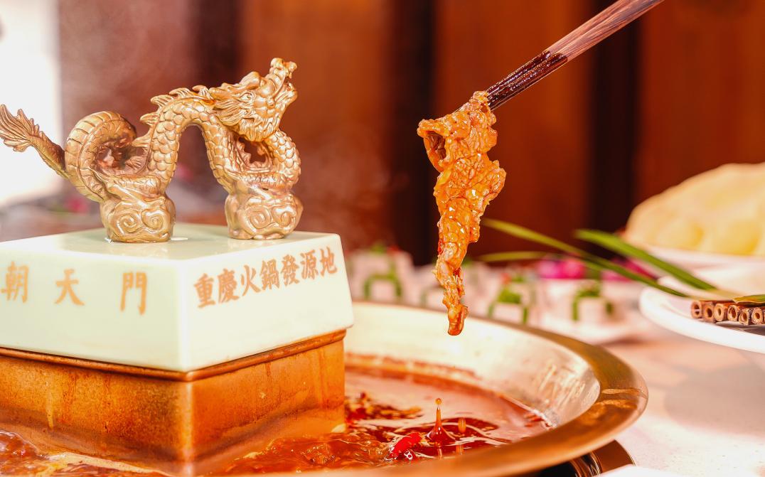 這家火鍋店，好吃不上火，秘訣就在湯底！