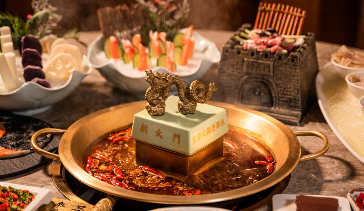 既是火鍋菜品，又是小吃，鹵雞爪為什么這么受歡迎？