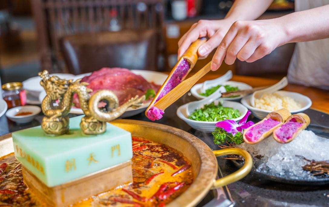 重慶火鍋，經(jīng)典菜品，加盟店必備！