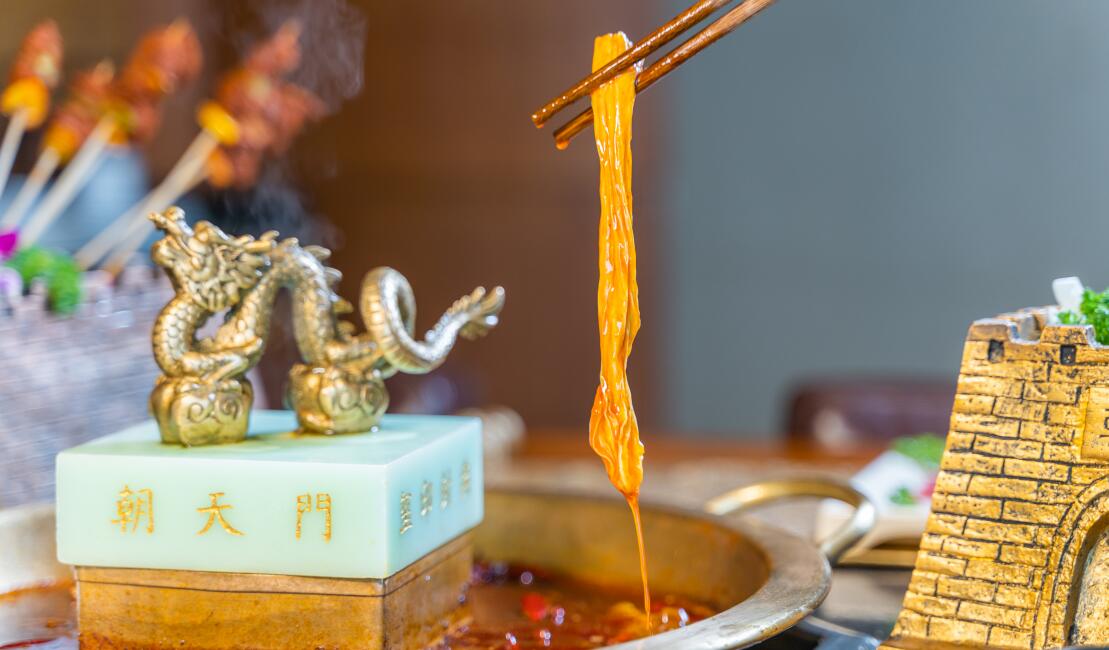 火鍋店餐具怎么選？三個(gè)方面，選出高性價(jià)比特色餐具！
