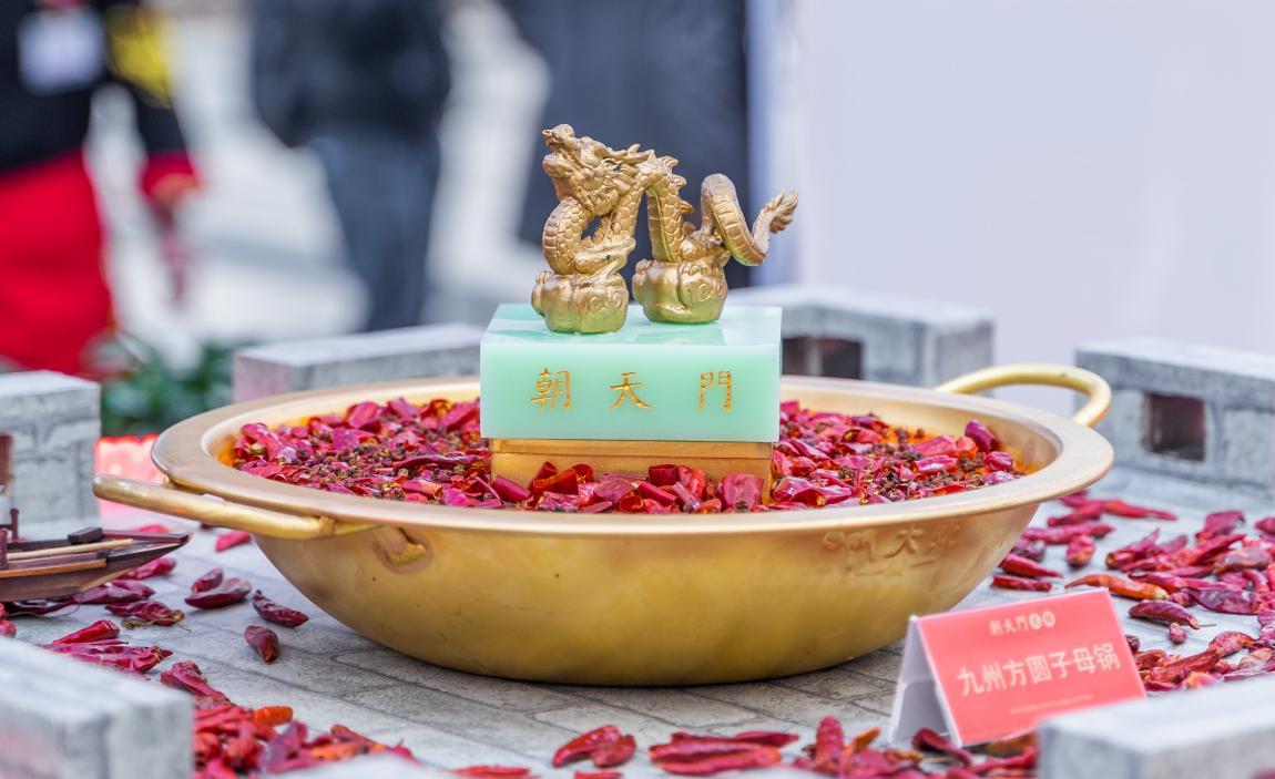 開一家火鍋店，加盟與自創(chuàng)，誰更適合？