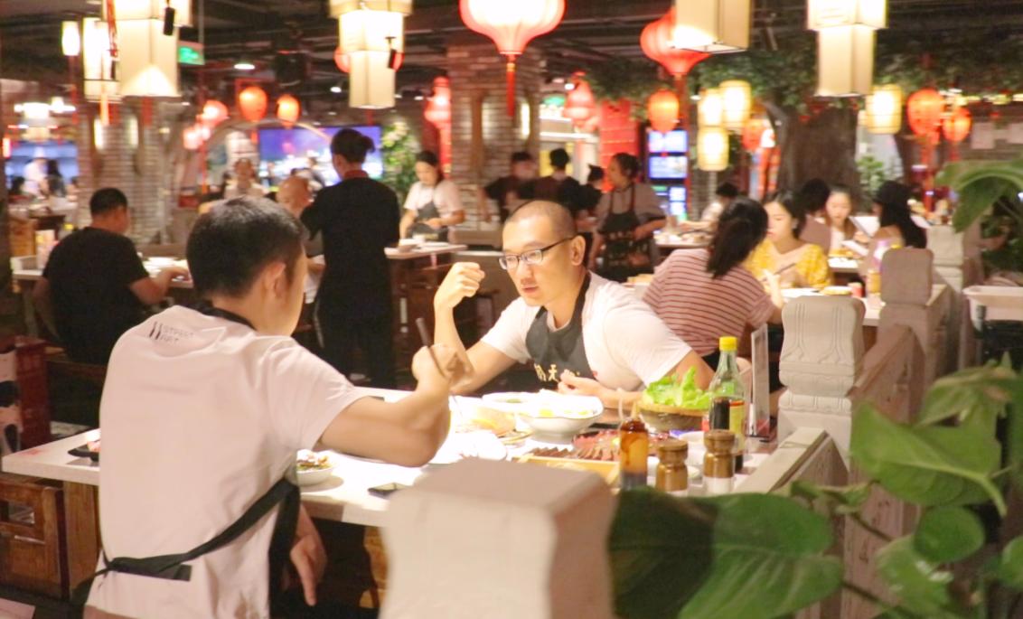 2024年，為什么市井火鍋如此受歡迎？