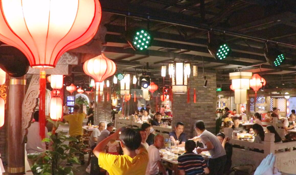 重慶火鍋加盟店，秋冬推薦菜品，生意全靠它！