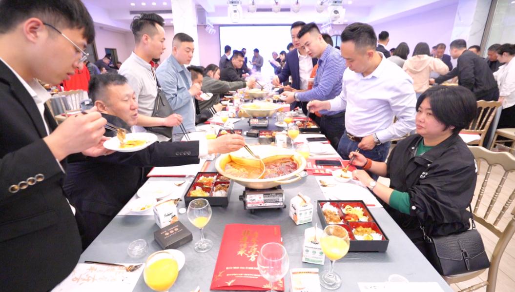 在馬來(lái)西亞，開一家重慶火鍋店，可行嗎？