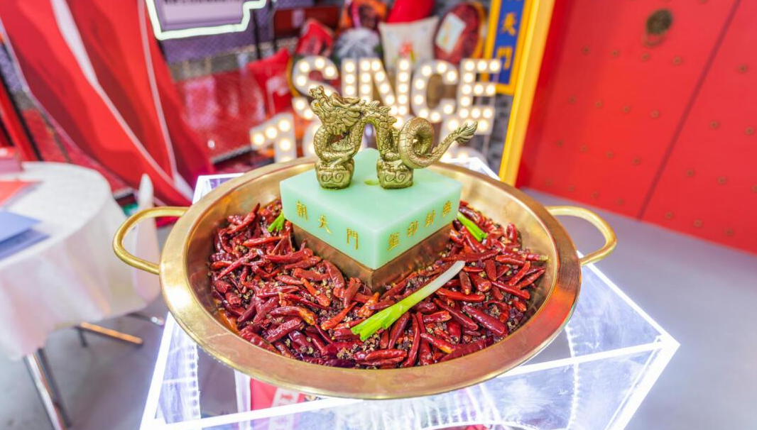 火鍋店鍋底創(chuàng)新浪潮來臨，一鍋湯撬動火鍋百億市場！